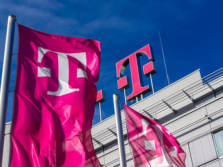 Deutsche Telekom Is Nearing T-Mobile Ownership